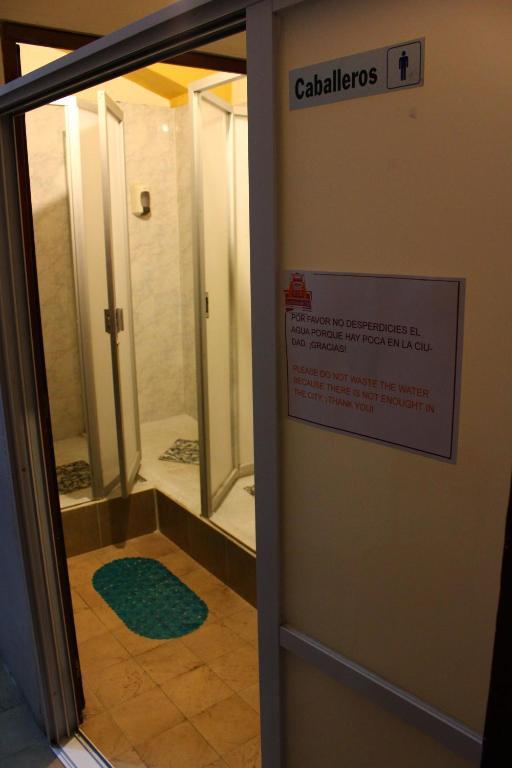 غواناخواتو Hostal La Casa Del Tio الغرفة الصورة
