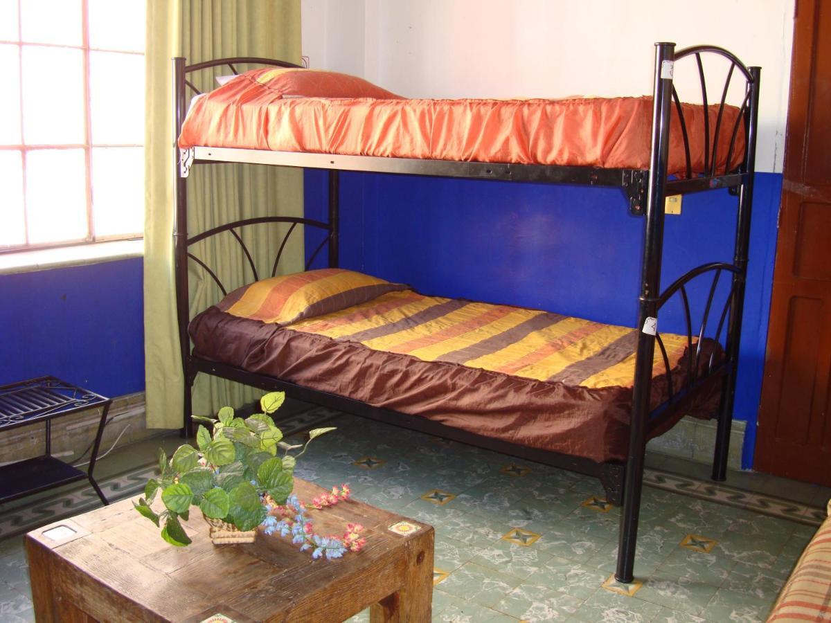 غواناخواتو Hostal La Casa Del Tio الغرفة الصورة